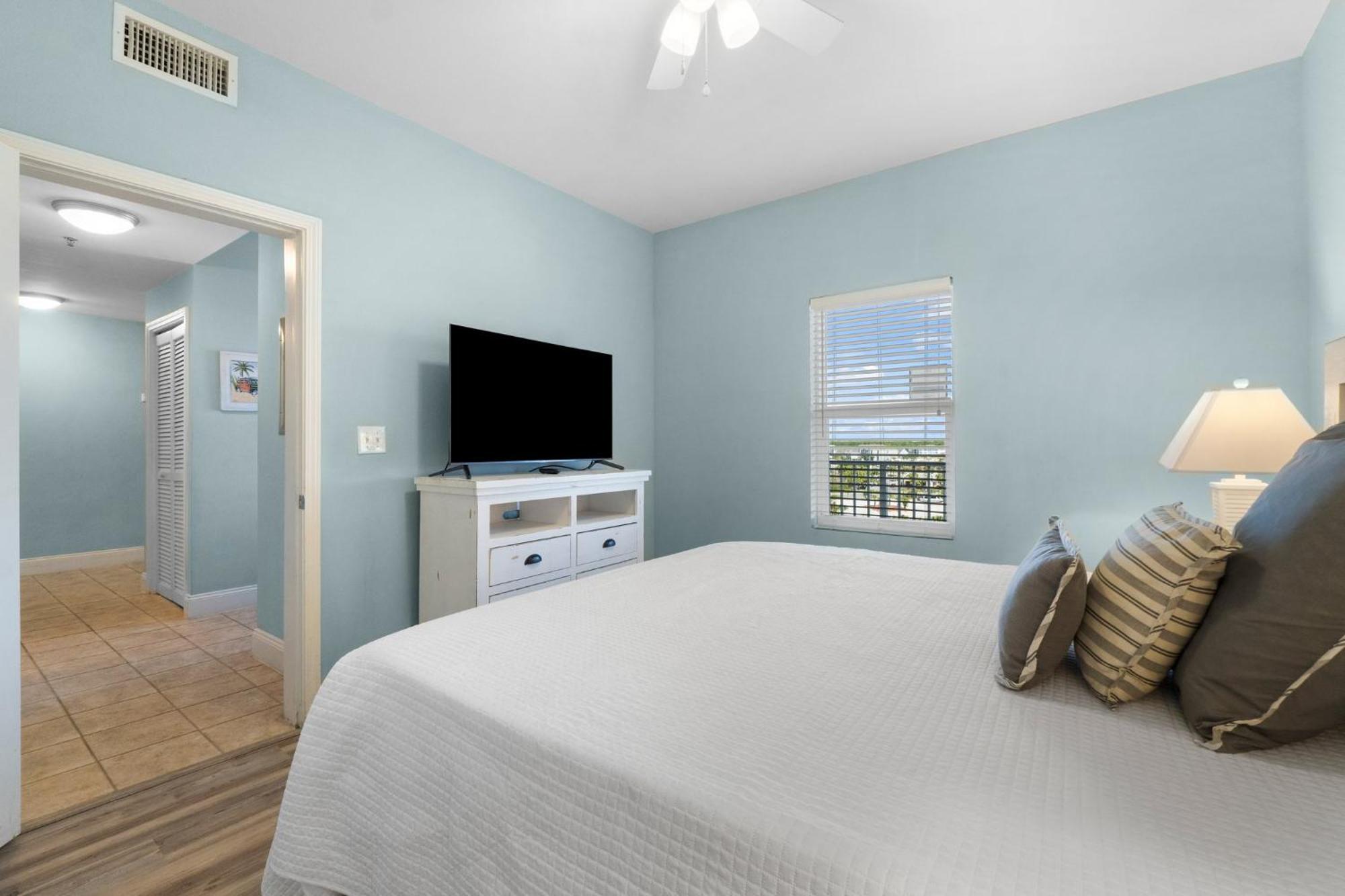 Keep It Beachy At Laketown Wharf #611 By Nautical Properties Vacation Rentals Panama City Beach Exterior photo