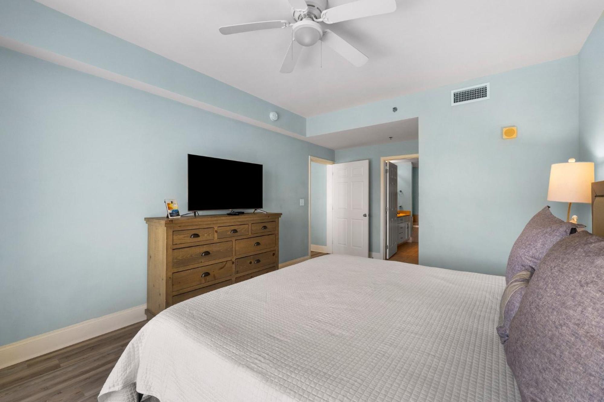 Keep It Beachy At Laketown Wharf #611 By Nautical Properties Vacation Rentals Panama City Beach Exterior photo